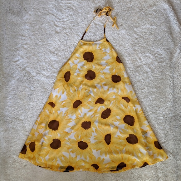 🌻🆕Katy Halter Dress ~ Sunflower Club - Picture 5 of 6